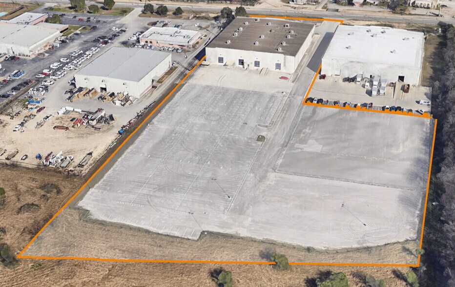 More Photos Of 14829 Bulverde Rd, San Antonio Warehouse For Lease