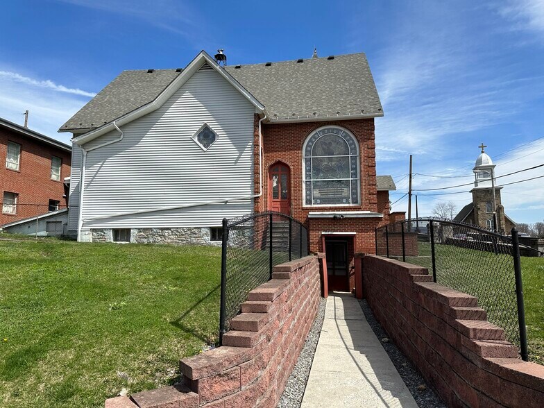 More Photos Of 12619 New Row Rd NW, Mount Savage Specialty For Sale