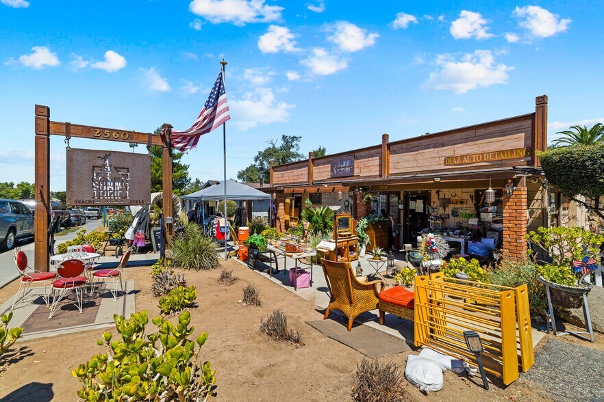 More Photos Of 2562 Alpine Blvd, Alpine Storefront Retail Residential For Sale