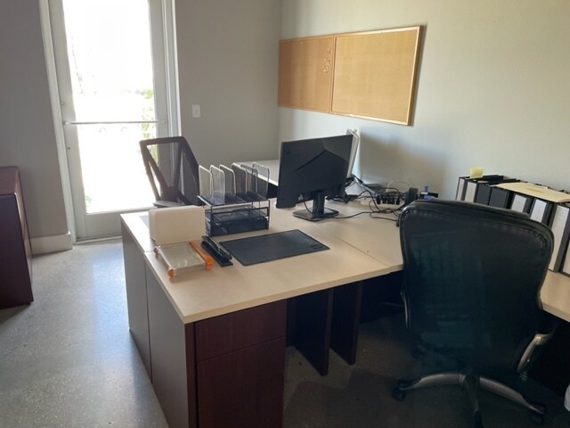 More Photos Of 1348-1358 Fruitville Rd, Sarasota Office Residential For Sale
