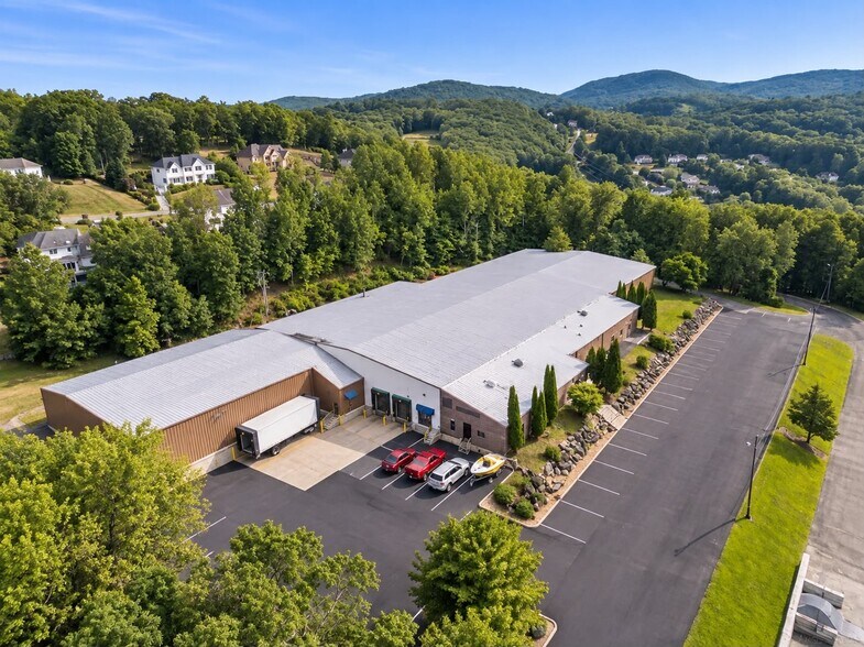 More Photos Of 380 NY-210, Stony Point Warehouse For Lease