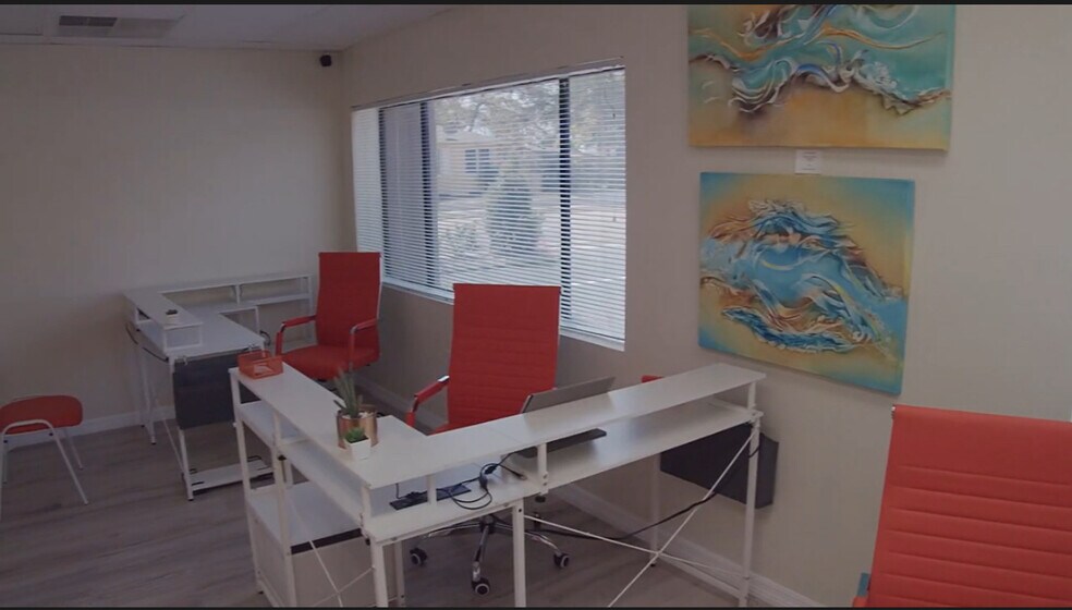 More Photos Of 912 Drew St, Clearwater Office For Lease