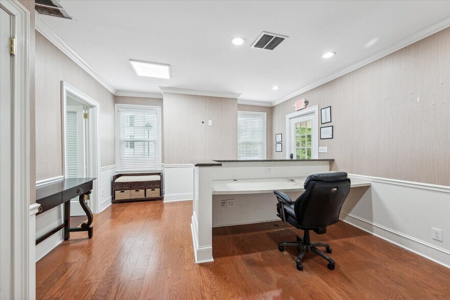 More Photos Of 345 US-202, Bedminster Office For Lease