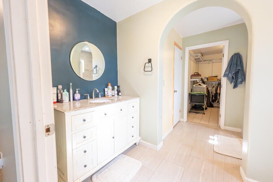 More Photos Of 103 W Ryus St, La Veta Hotel For Sale