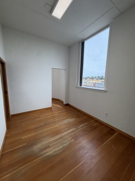 More Photos Of 55 Alder St NW, Ephrata Office For Lease