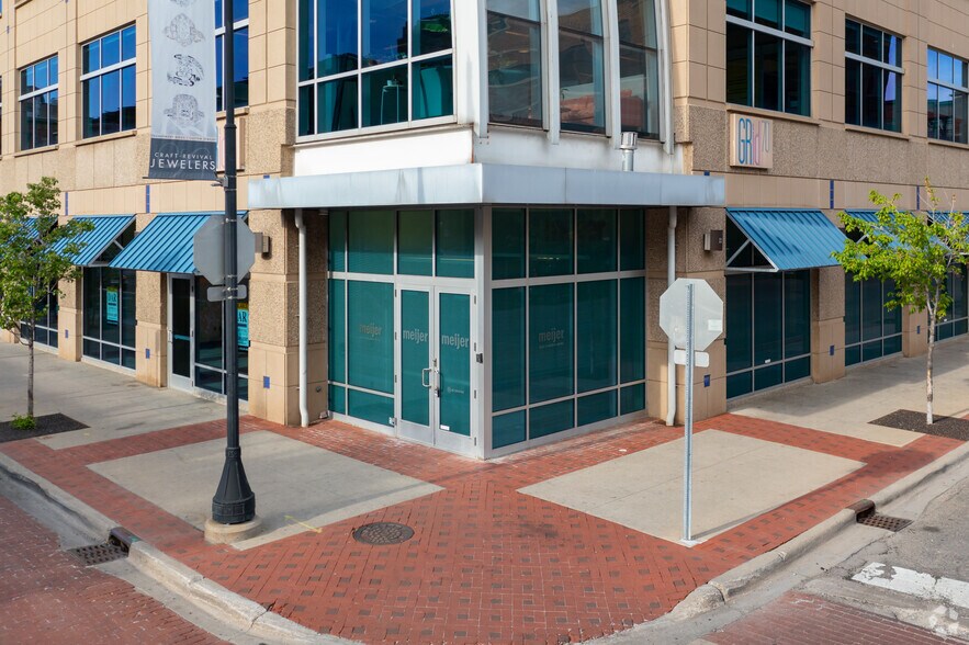 More Photos Of 70 Ionia Ave SW, Grand Rapids Office For Sale