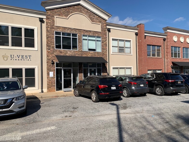 Primary Photo Of 955 W Wade Hampton Blvd, Greer Office For Sale
