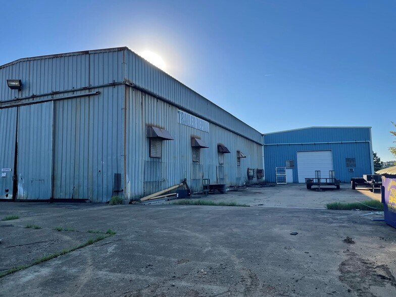 More Photos Of 1462 FM 2199, Marshall Warehouse For Sale