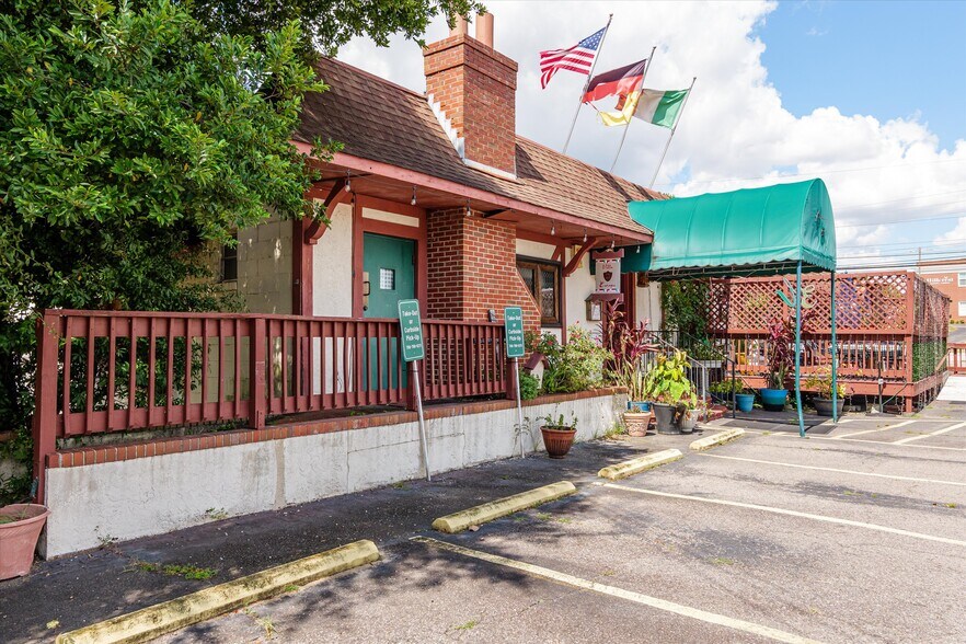 More Photos Of 3044 Deans Bridge Rd, Augusta Restaurant For Sale