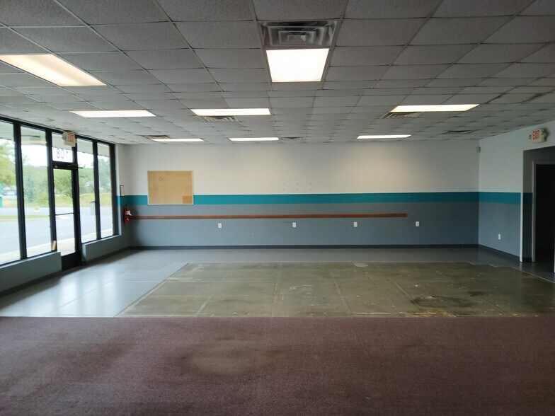 More Photos Of 6374 Patriot Hwy, Spotsylvania General Retail For Lease