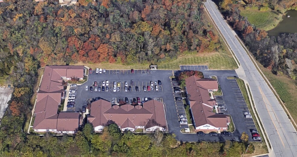 More Photos Of 5722-5756 N Broadway St, Kansas City Coworking Space