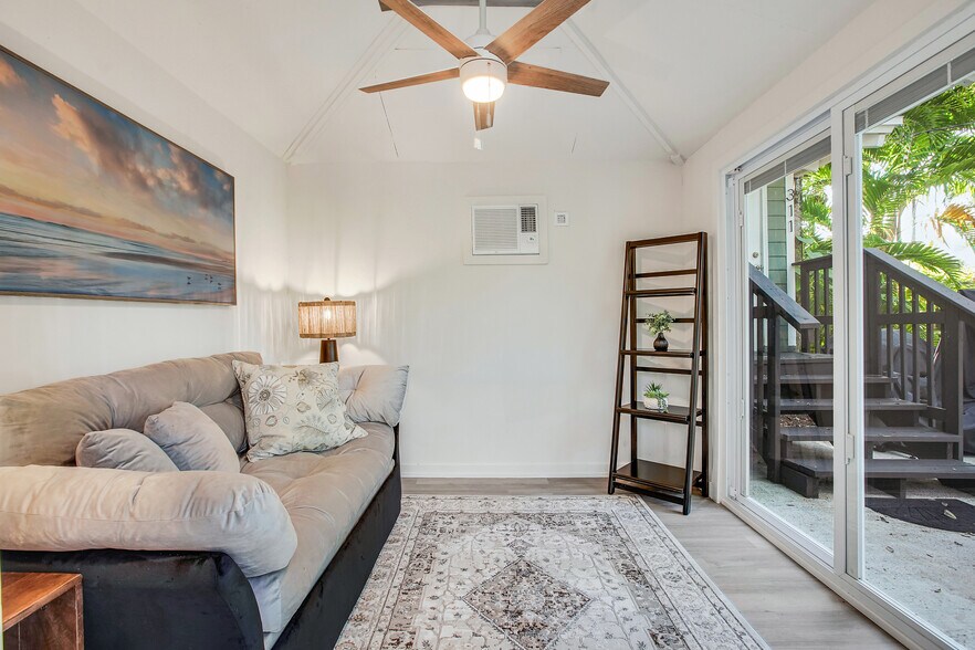 More Photos Of 301 Kennelworth Pl, Fort Lauderdale Specialty For Sale