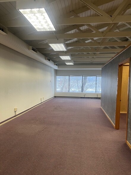 More Photos Of 10 Riverside Ave S, Sartell Office For Lease