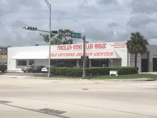 Primary Photo Of 13250 SW 87th Ave, Miami General Retail For Lease