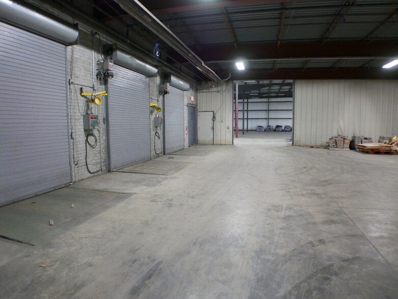 More Photos Of 2125 Redman Dr, Alma Distribution For Sale