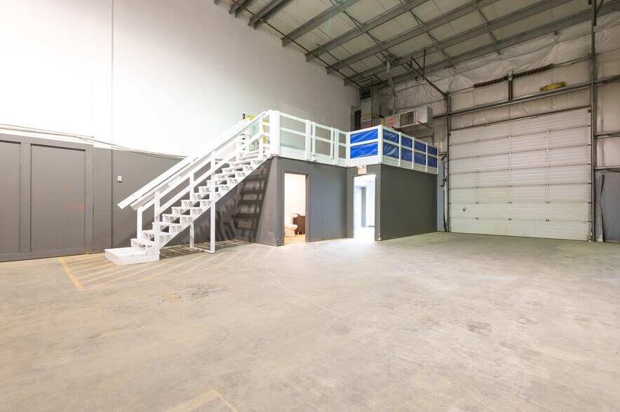 More Photos Of 191 MacKay Cres, Wood Buffalo Warehouse For Lease