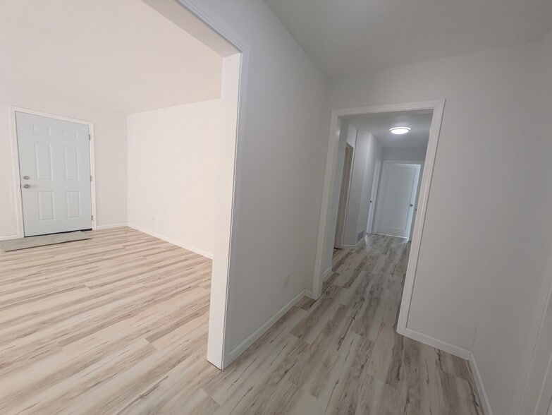 More Photos Of 194 S 24th St, San Jose Storefront Retail Residential For Sale