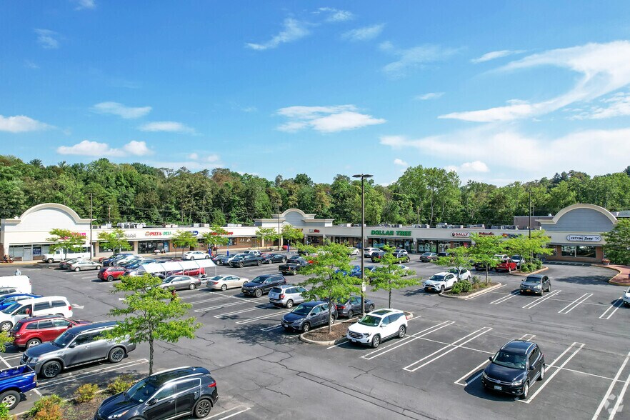 More Photos Of 15-59 Burnett Blvd, Poughkeepsie Unknown For Lease