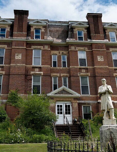 More Photos Of 9 High St, Hoosick Falls Apartments For Sale