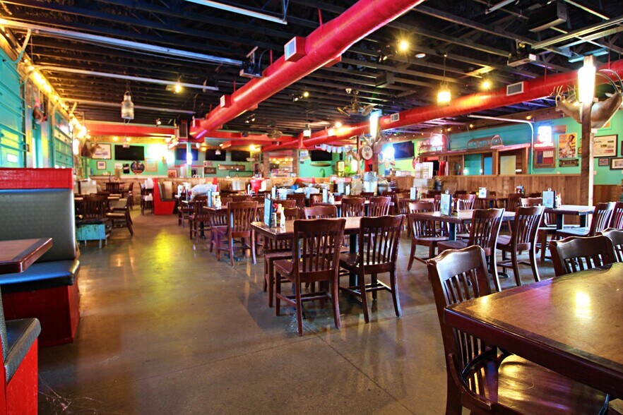 More Photos Of 610 Fisher St, Matagorda Specialty For Sale