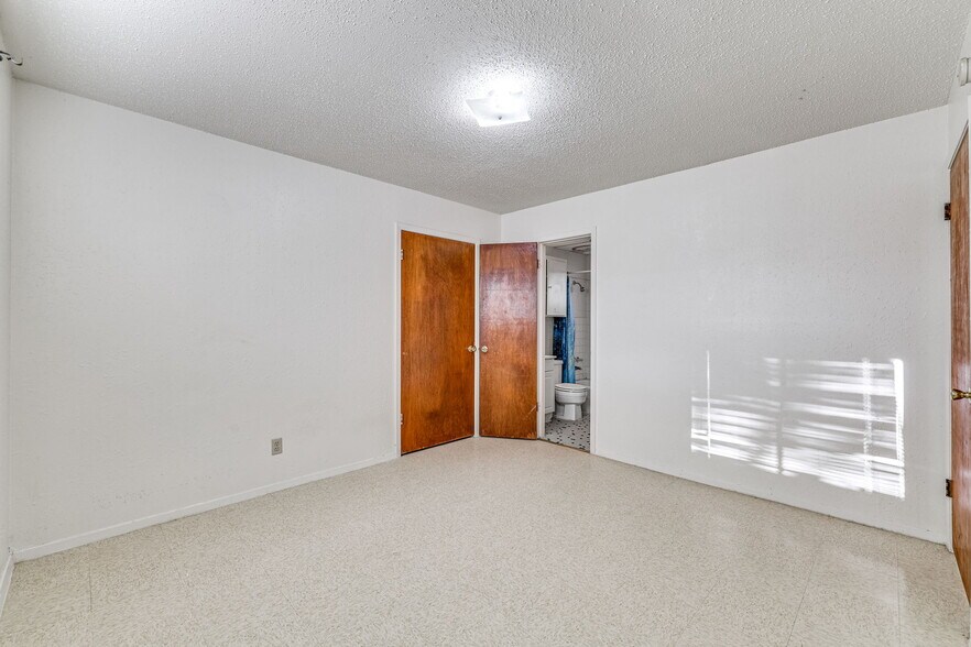 More Photos Of 1728 Pulliam St, San Angelo Apartments For Sale