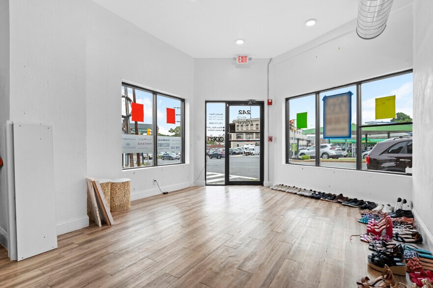 More Photos Of 236-242 Main St, Malden Storefront Retail Residential For Lease