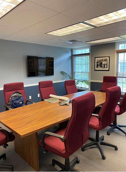 More Photos Of 221 Somerville Rd, Bedminster Office For Sale