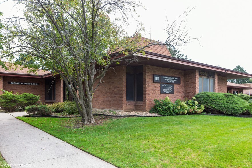 More Photos Of 1000 Ravinia Pl, Orland Park Office For Lease