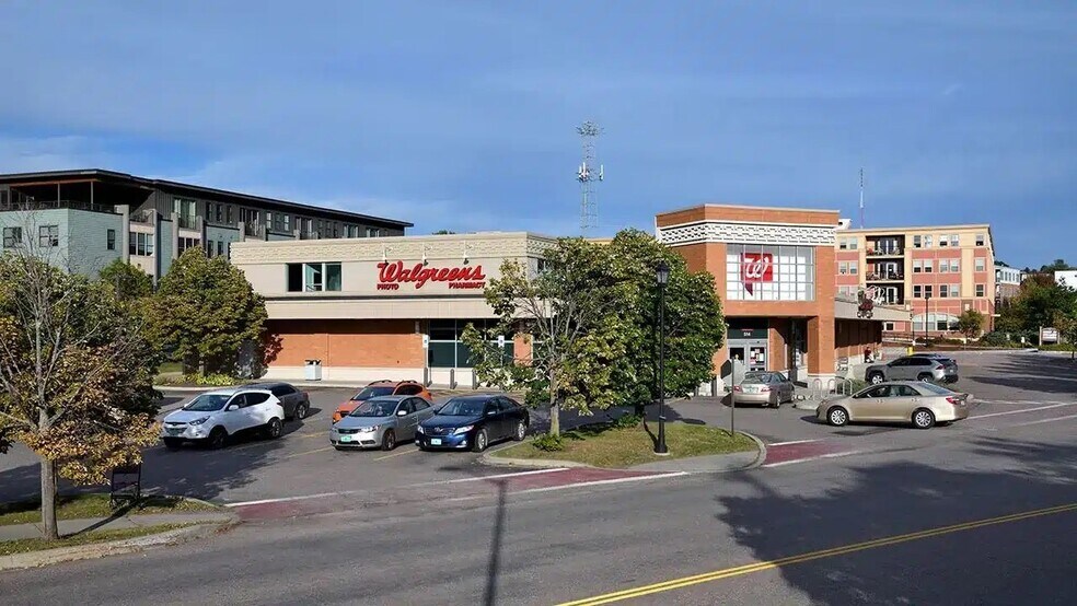 More Photos Of 514 Farrell St, Burlington Drugstore For Lease
