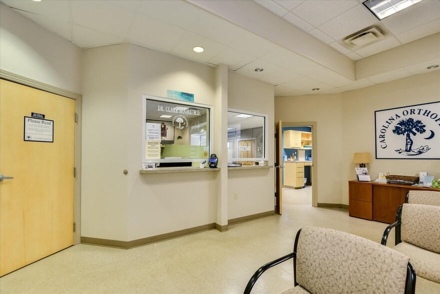 More Photos Of 191 Center South Blvd, Aiken Medical For Sale