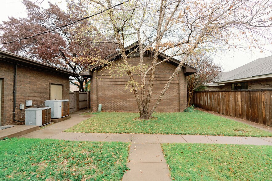 More Photos Of 2215 Midwestern Pky, Wichita Falls Medical For Lease