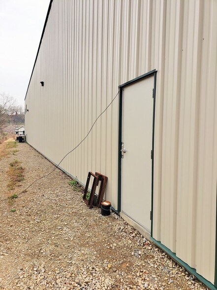 More Photos Of 45 Northcross Ln, Ringgold Industrial For Lease