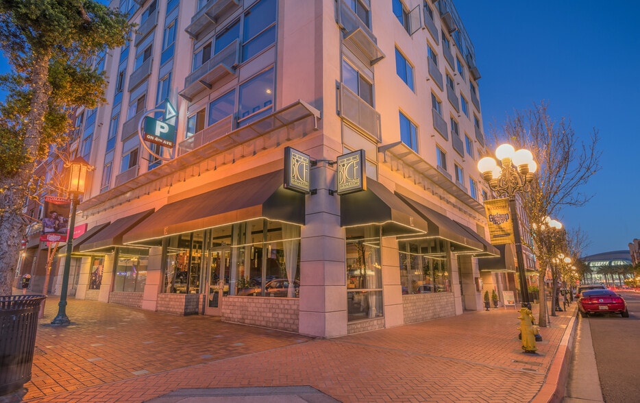 More Photos Of 450 J St, San Diego Apartments For Lease