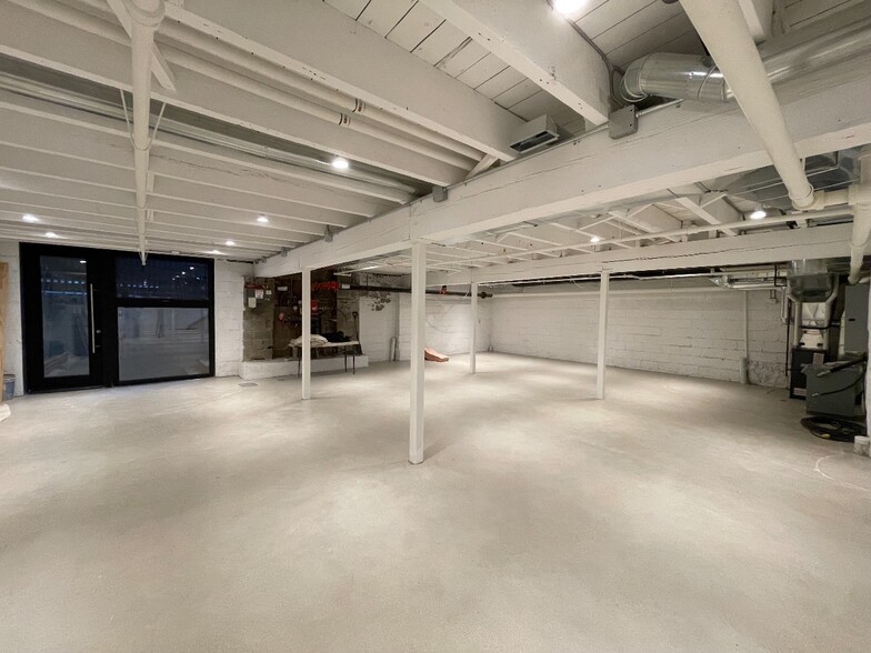 More Photos Of 83-91B Walnut Av, Toronto Office For Lease