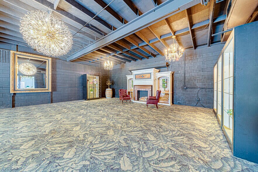 More Photos Of 4404 Edgewater Dr, Orlando Storefront Retail Residential For Sale