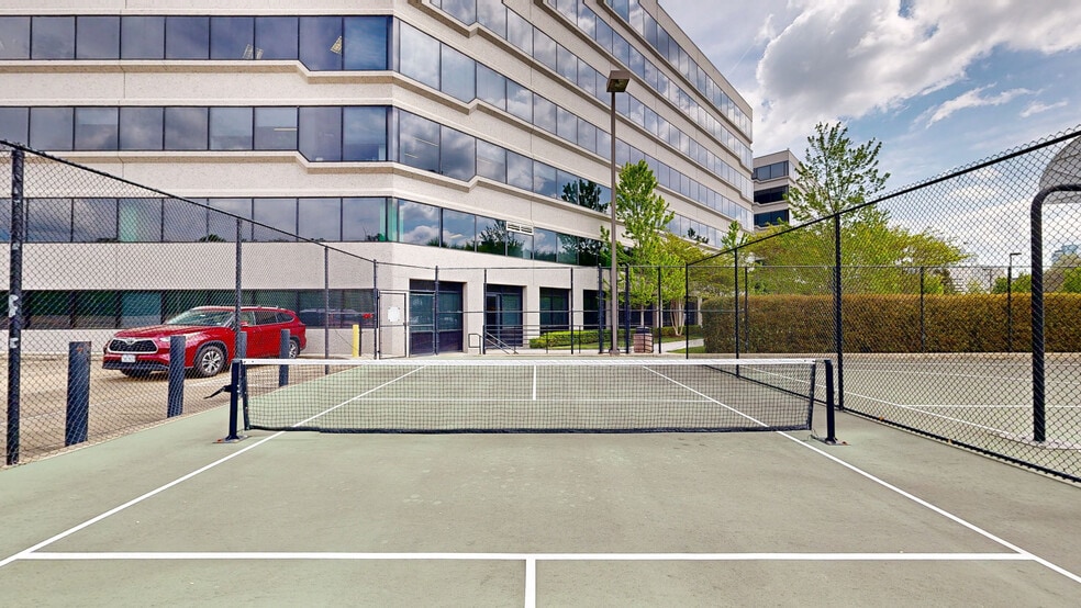 More Photos Of 1595 Spring Hill Rd, Vienna Unknown For Lease