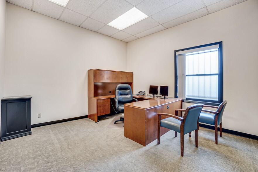 More Photos Of 701 5th St, Eureka Office Residential For Sale