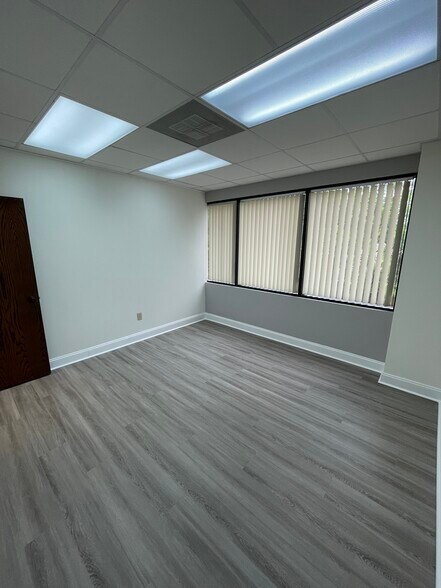 More Photos Of 101 Conner Dr, Chapel Hill Medical For Lease