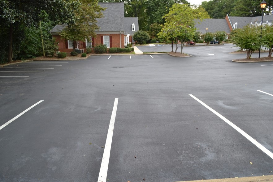 More Photos Of 1225 Johnson Ferry Rd, Marietta Medical For Lease