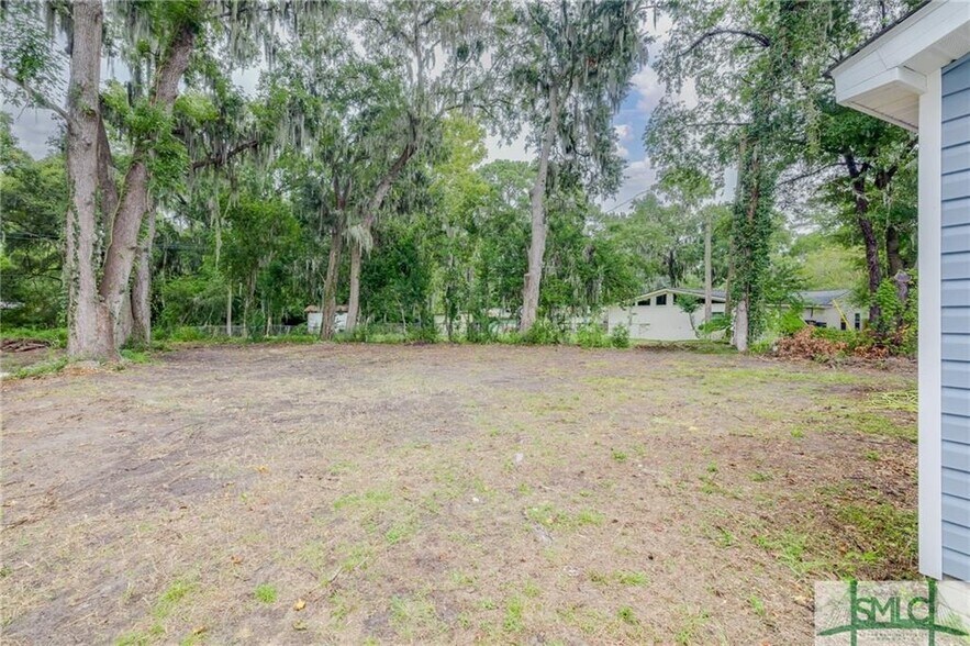 More Photos Of 506 E Montgomery Cross Rd, Savannah Office Residential For Sale