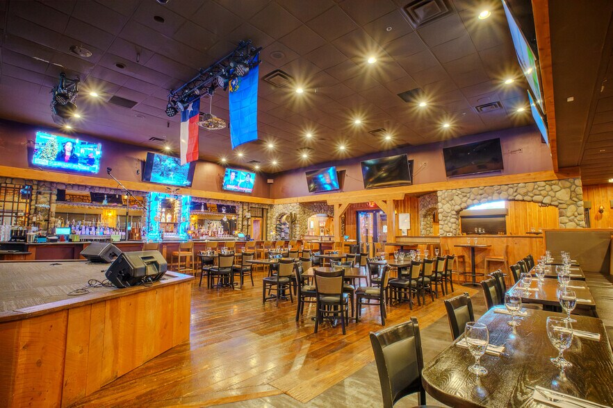 More Photos Of 891 De Marco Dr, Henderson Restaurant For Lease