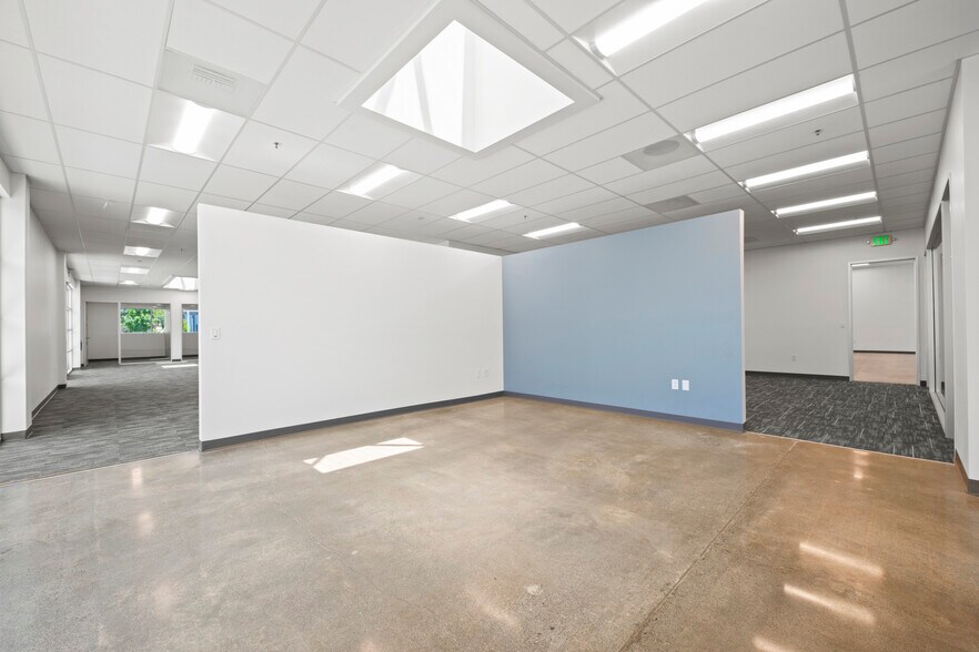 More Photos Of 1180 O'Brien Dr, Menlo Park Research And Development For Lease