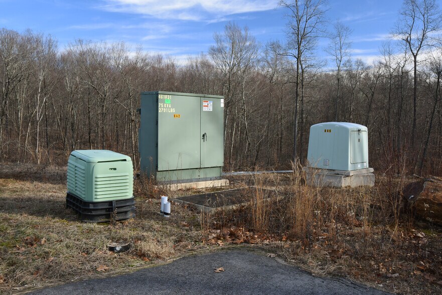 More Photos Of 206 E High St, East Hampton Land For Sale