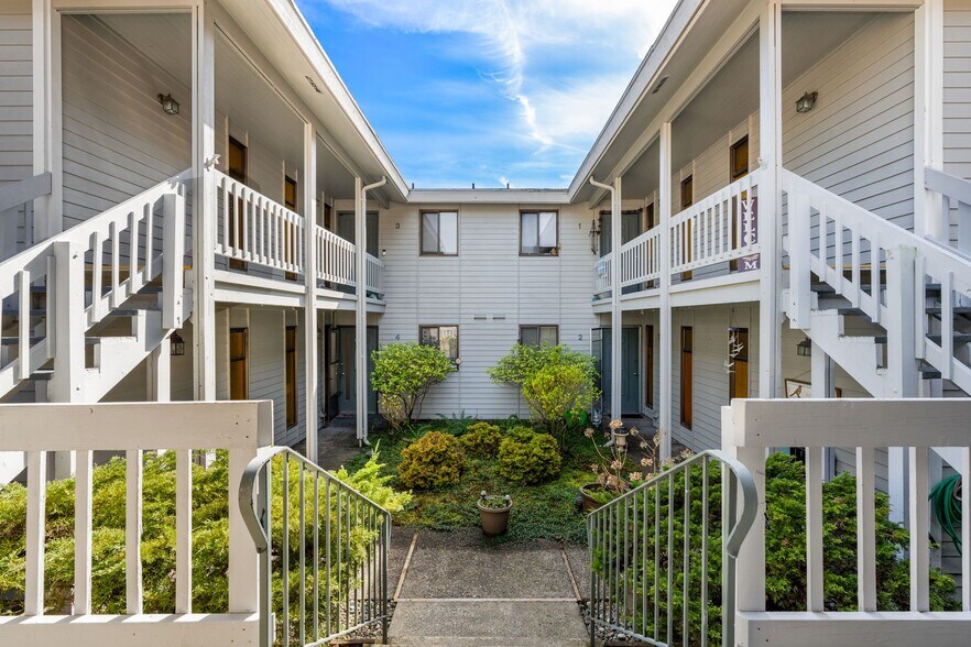 More Photos Of 1461 Rainier Ct, Fircrest Apartments For Sale