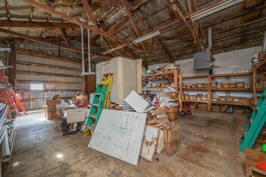 More Photos Of 120 W Smith Rd, Bellingham Service For Sale