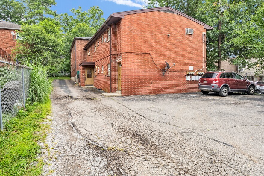 More Photos Of 5429 Lester Rd, Cincinnati Apartments For Sale