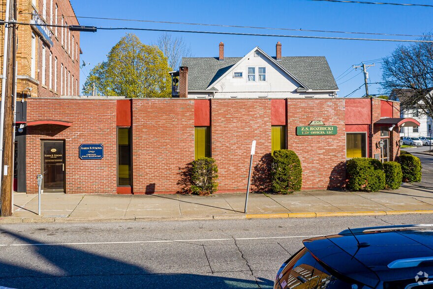 More Photos Of 100 E Main St, Torrington Medical For Lease
