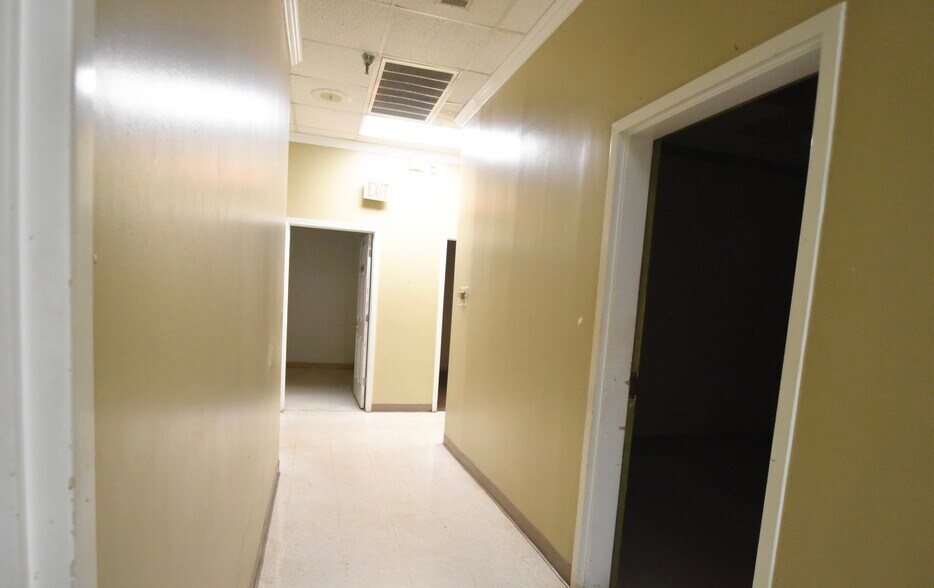 More Photos Of 810 E Sunflower Rd, Cleveland Medical For Lease