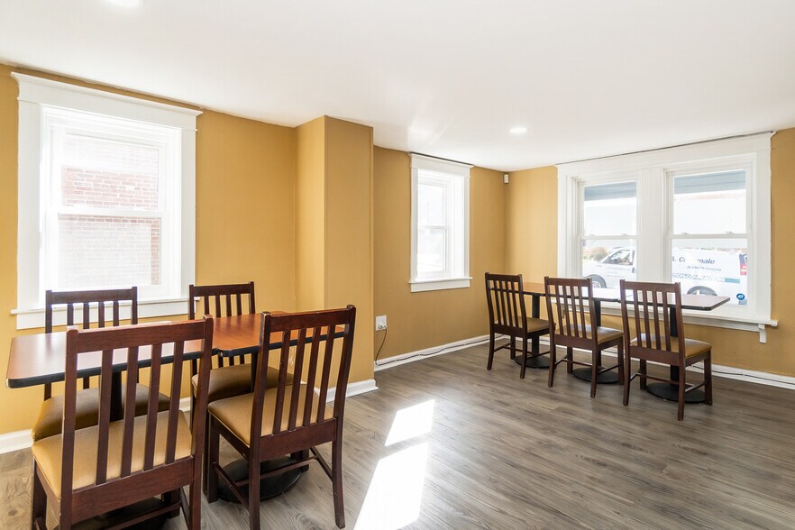 More Photos Of 474 W Main St, Kutztown Storefront Retail Residential For Sale