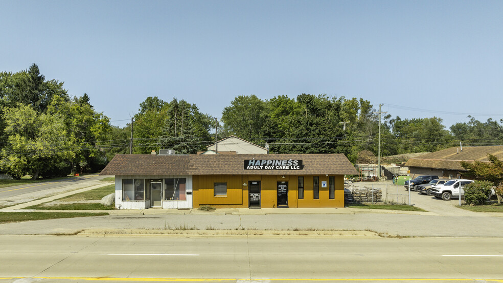 Primary Photo Of 27716 7 Mile Rd, Livonia Storefront For Sale